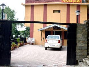 Kasauli Hotel Puri Esterno foto